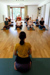 Cours Huy Karma Yoga